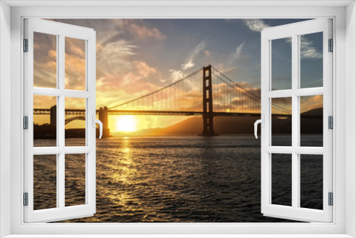 Fototapeta Naklejka Na Ścianę Okno 3D - Sunset Golden Gate