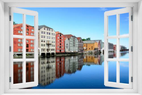 Fototapeta Naklejka Na Ścianę Okno 3D - Hanseatic House in Trondheim