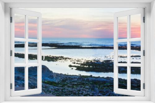 Fototapeta Naklejka Na Ścianę Okno 3D - Sunset ocean view from beach.