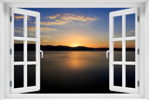 Fototapeta Naklejka Na Ścianę Okno 3D - Great lake and sunset views