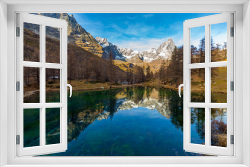 Fototapeta Naklejka Na Ścianę Okno 3D - Blue lake - Cervino - Alps