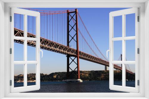 Fototapeta Naklejka Na Ścianę Okno 3D - Мост 25 апреля в Лиссабоне
