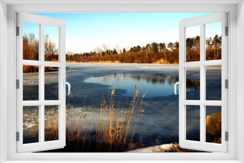 Fototapeta Naklejka Na Ścianę Okno 3D - Ice on the lake at winter