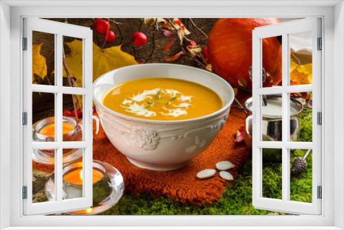 Fototapeta Naklejka Na Ścianę Okno 3D - Pumpkin soup. Autumn still-life.