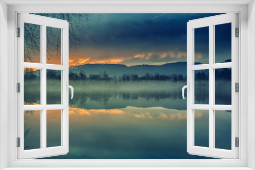 Fototapeta Naklejka Na Ścianę Okno 3D - Foggy sunrise