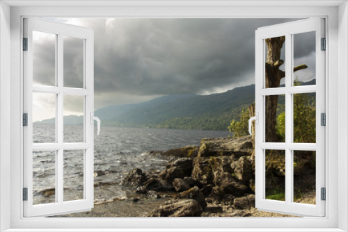 Fototapeta Naklejka Na Ścianę Okno 3D - Lake in Scotland