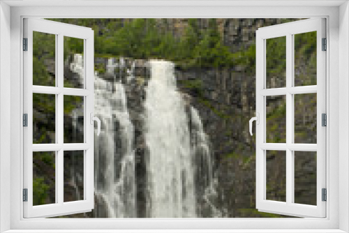 Fototapeta Naklejka Na Ścianę Okno 3D - Scenic waterfall in Norway