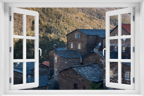 Fototapeta Naklejka Na Ścianę Okno 3D - Famous schist town, Piodao