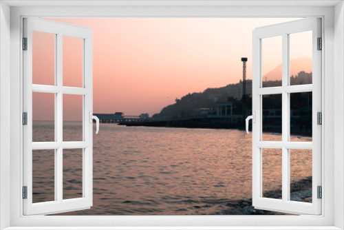 Fototapeta Naklejka Na Ścianę Okno 3D - Yalta, on the shores of the Crimea sunset