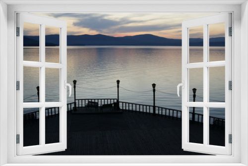 Fototapeta Naklejka Na Ścianę Okno 3D - Beautiful monochrome landscape, pier at a mountain lake