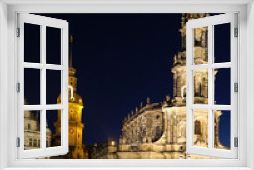 Fototapeta Naklejka Na Ścianę Okno 3D - Hofkirche und Schlossplatz, Dresden