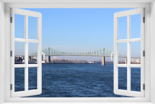 Fototapeta Naklejka Na Ścianę Okno 3D - Jacques-Cartier Bridge in Montreal, Qc