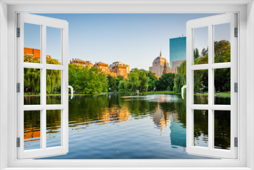 Fototapeta Naklejka Na Ścianę Okno 3D - The pond at the Boston Public Garden, in Boston, Massachusetts.