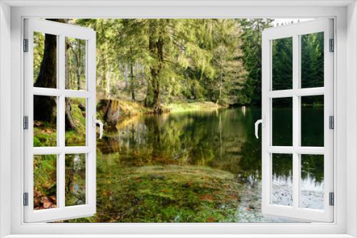 Fototapeta Naklejka Na Ścianę Okno 3D - See im Wald