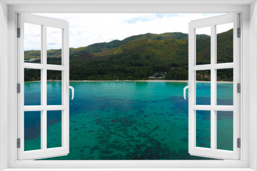 Fototapeta Naklejka Na Ścianę Okno 3D - Grüne Insel, Praslin Seychellen