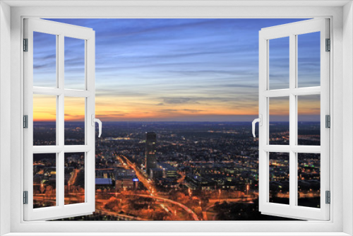 Fototapeta Naklejka Na Ścianę Okno 3D - Blick über München am Abend vom Olympiaturm