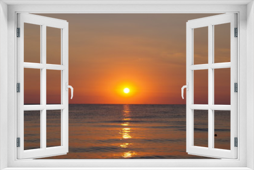 Fototapeta Naklejka Na Ścianę Okno 3D - A perfect sunrise