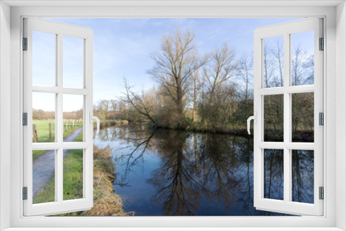 Fototapeta Naklejka Na Ścianę Okno 3D - Water Reflections On River Nette / Germany