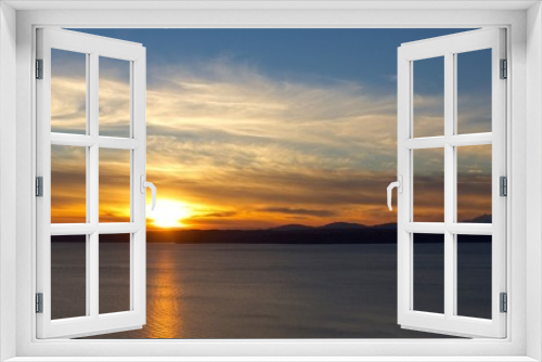 Fototapeta Naklejka Na Ścianę Okno 3D - Discovering Sunset II