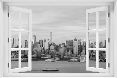 Fototapeta Naklejka Na Ścianę Okno 3D - New York City Manhattan midtown skyline at dusk