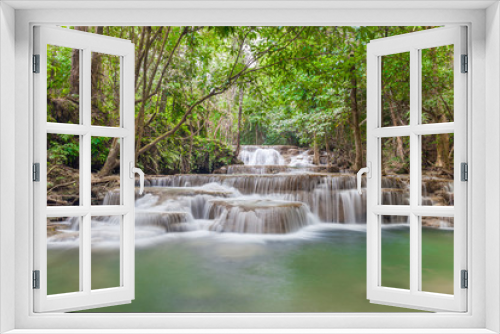 Fototapeta Naklejka Na Ścianę Okno 3D - Nature landscape of waterfalls in green National Park in Thailan