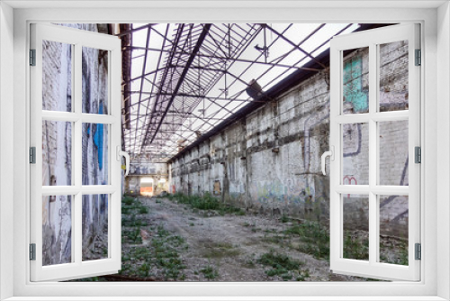 Fototapeta Naklejka Na Ścianę Okno 3D - Industrial interior of an old factory building