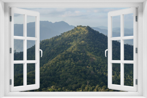 Fototapeta Naklejka Na Ścianę Okno 3D - Green Mountain in Chiang mai, Thailand