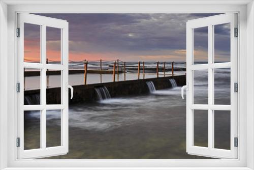 Fototapeta Naklejka Na Ścianę Okno 3D - Sea Mona Vale Pool Corner