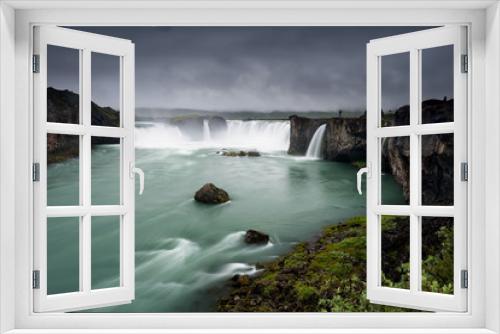Fototapeta Naklejka Na Ścianę Okno 3D - Beautifull Godafoss waterfall in Iceland