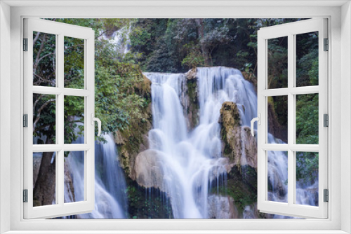 Fototapeta Naklejka Na Ścianę Okno 3D - Kuang Si Waterfalls, Luang Phrabang, Laos.