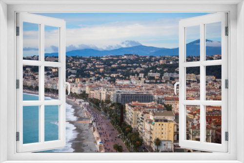 Fototapeta Naklejka Na Ścianę Okno 3D - The seafront of Nice with Promenade des Anglais