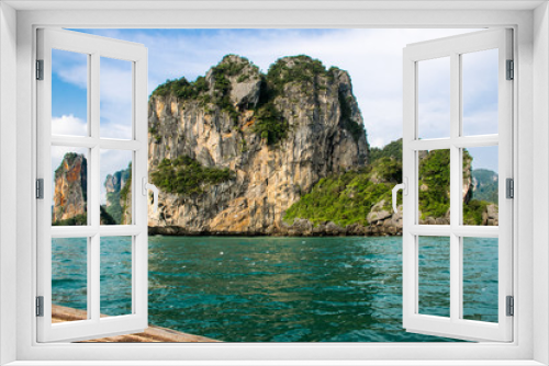 Fototapeta Naklejka Na Ścianę Okno 3D - Felsenküste einer Insel in Krabi, Thailand 