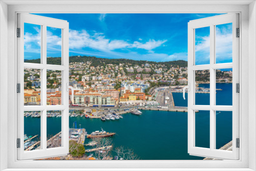 Fototapeta Naklejka Na Ścianę Okno 3D - Panoramic view of port in Nice
