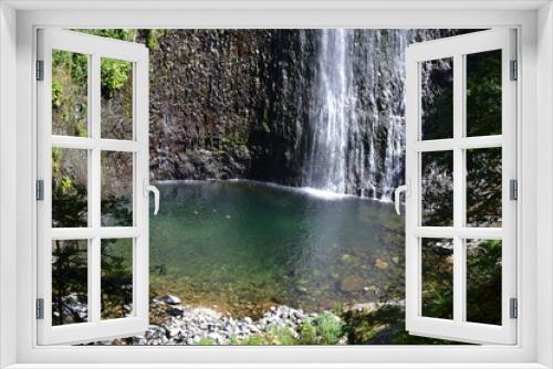 Fototapeta Naklejka Na Ścianę Okno 3D - chute d'eau, piscine naturelle