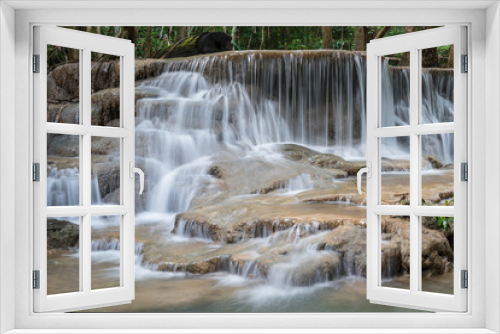 Fototapeta Naklejka Na Ścianę Okno 3D - Huay Mae Kamin Waterfall Park