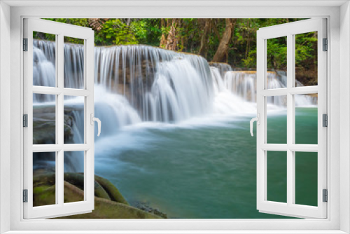 Fototapeta Naklejka Na Ścianę Okno 3D - The Huai Mae Khamin waterfall, Khanchanaburi in Thailand