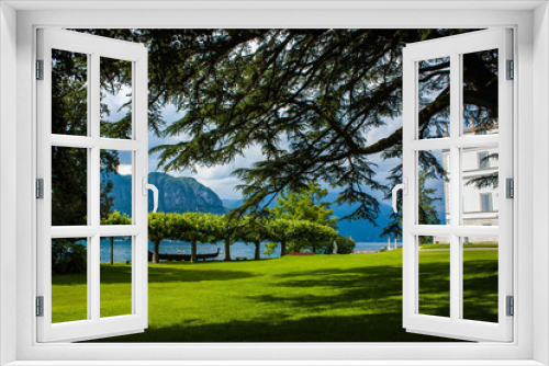 Fototapeta Naklejka Na Ścianę Okno 3D - Bellagio city on Lake Como, Italy. Lombardy region. Italian famous landmark, Villa Melzi Park. Botanic Garden plants and trees.