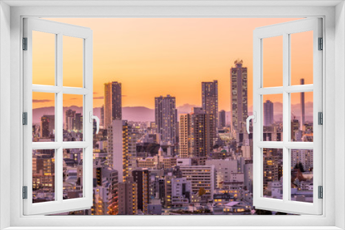 Fototapeta Naklejka Na Ścianę Okno 3D - Tokyo city skyline at sunset