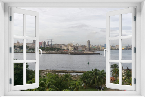 Fototapeta Naklejka Na Ścianę Okno 3D - Havana Malecon, the famous seafront promenade of , Cuba