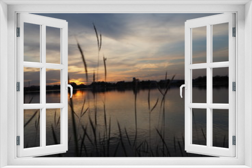 Fototapeta Naklejka Na Ścianę Okno 3D - sunset on the lake