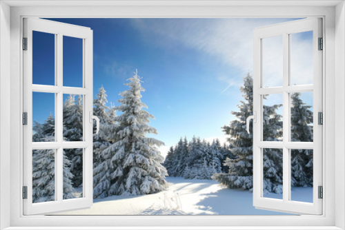 Fototapeta Naklejka Na Ścianę Okno 3D - Tannen im Winterkleid