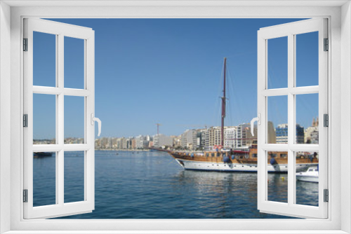Fototapeta Naklejka Na Ścianę Okno 3D - Malta seaport