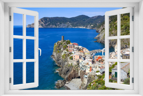 Fototapeta Naklejka Na Ścianę Okno 3D - Vernazza in Cinque Terre National Park on Italian Riviera