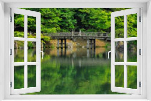 Fototapeta Naklejka Na Ścianę Okno 3D - Japanese garden and bridge with their reflection