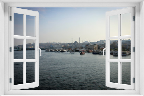 Fototapeta Naklejka Na Ścianę Okno 3D - Golden Horn inlet, Istanbul, Turkey