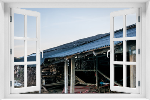 Fototapeta Naklejka Na Ścianę Okno 3D - Undichtes Dach