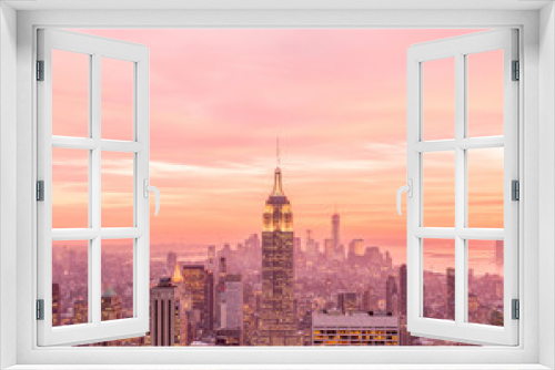Fototapeta Naklejka Na Ścianę Okno 3D - View of New York Manhattan during sunset hours