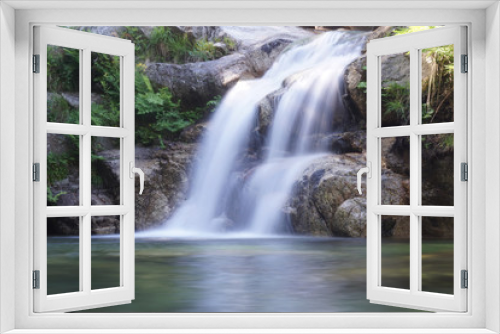 Fototapeta Naklejka Na Ścianę Okno 3D - Wasserfall an einer Badepumpe auf Korsika