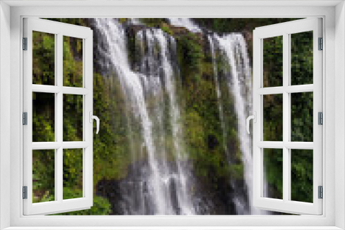 Fototapeta Naklejka Na Ścianę Okno 3D - Majestic Hidden Waterfall in Natural Landscape
