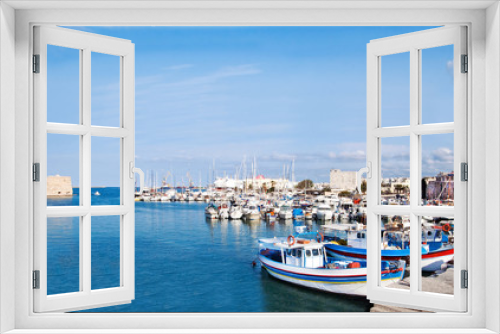 Fototapeta Naklejka Na Ścianę Okno 3D - Heraklion port and venetian harbour in island of Crete, Greece